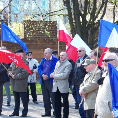 Obchody Święta Pracy 2017